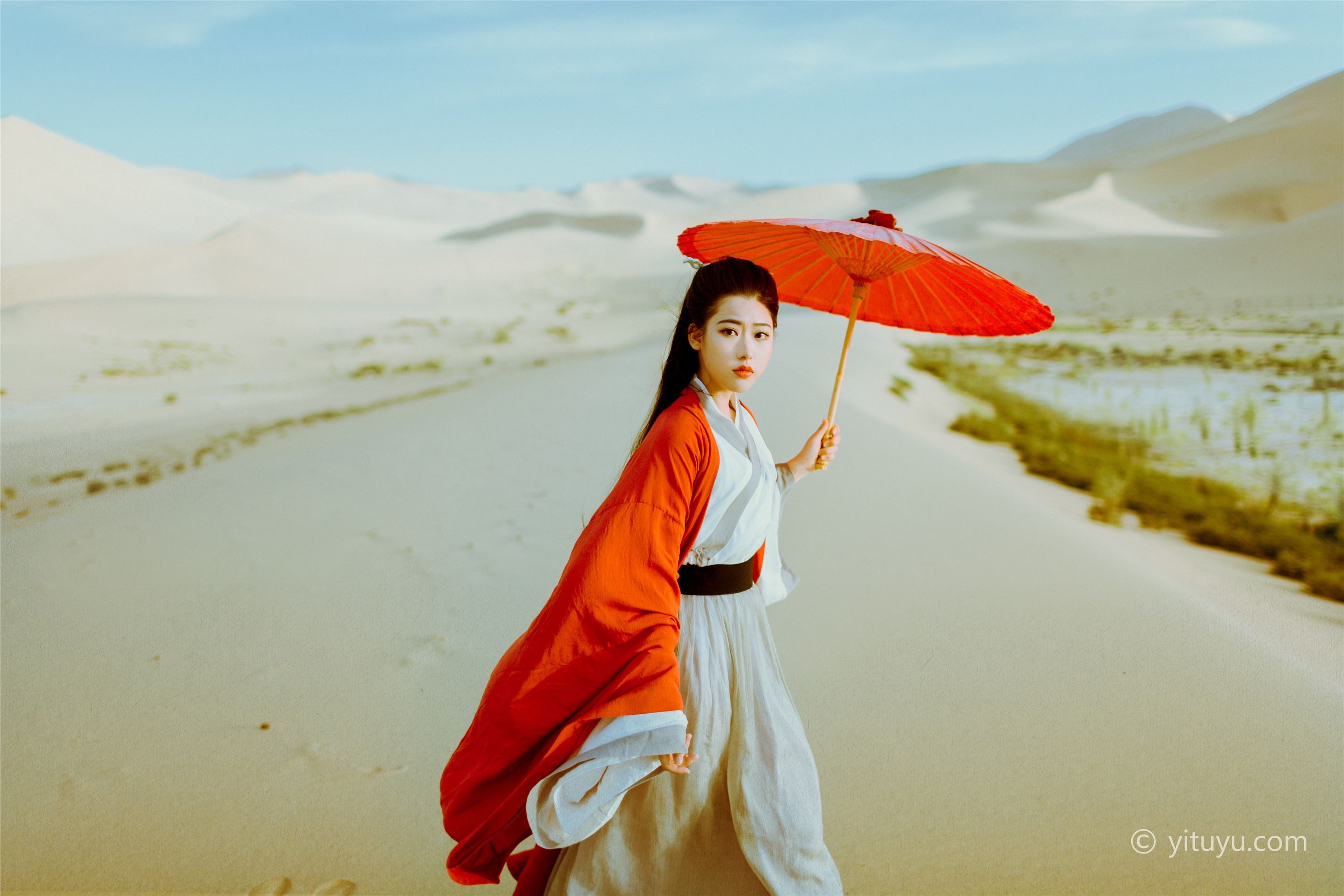 YITUYU艺图语  2021.06.30 木兰花 静静